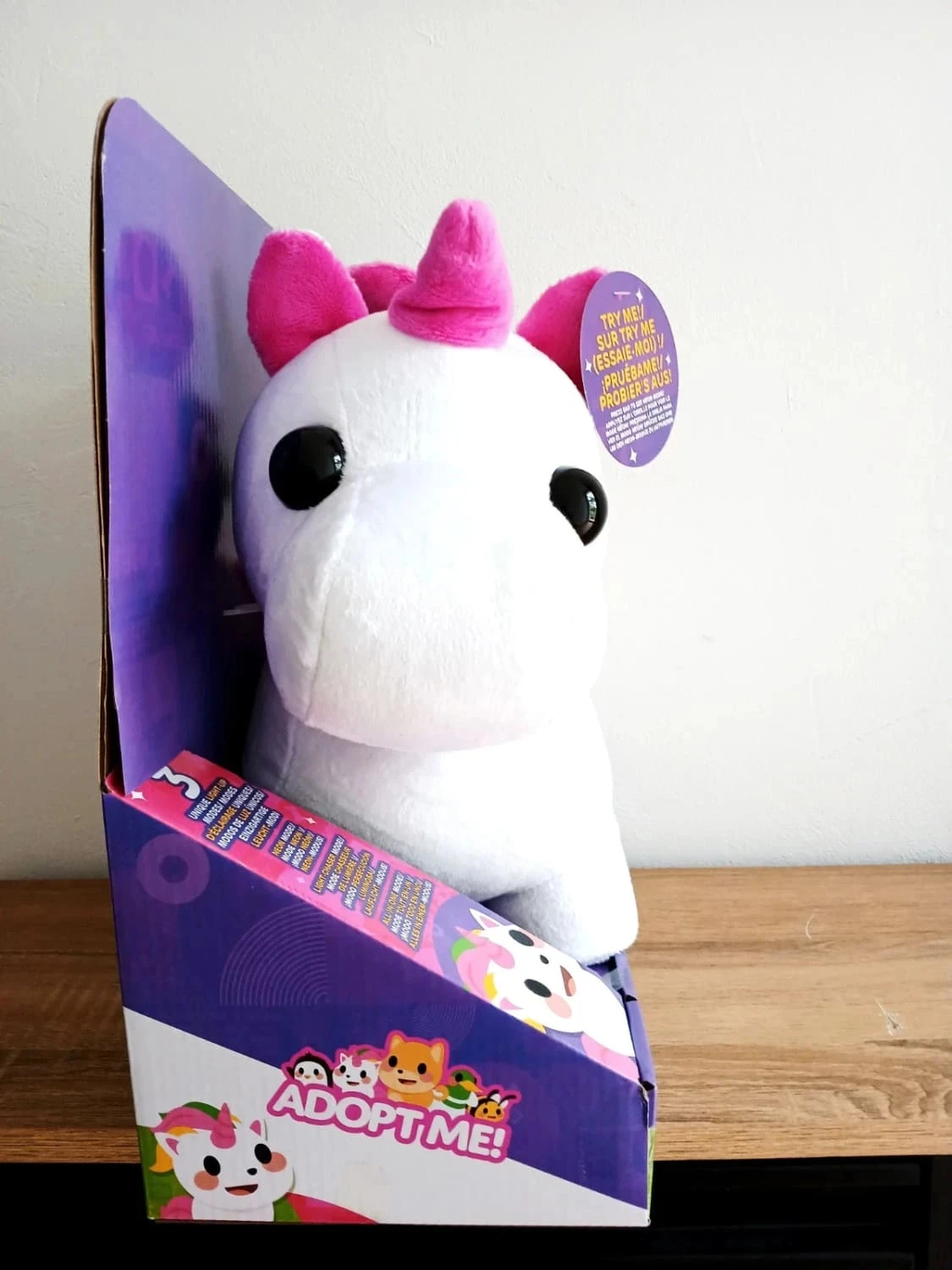 ¡Adopt Me! Peluche Luminosa de Unicornio Neón - Suave y cariñosa - Tres modos de iluminación – photo 3